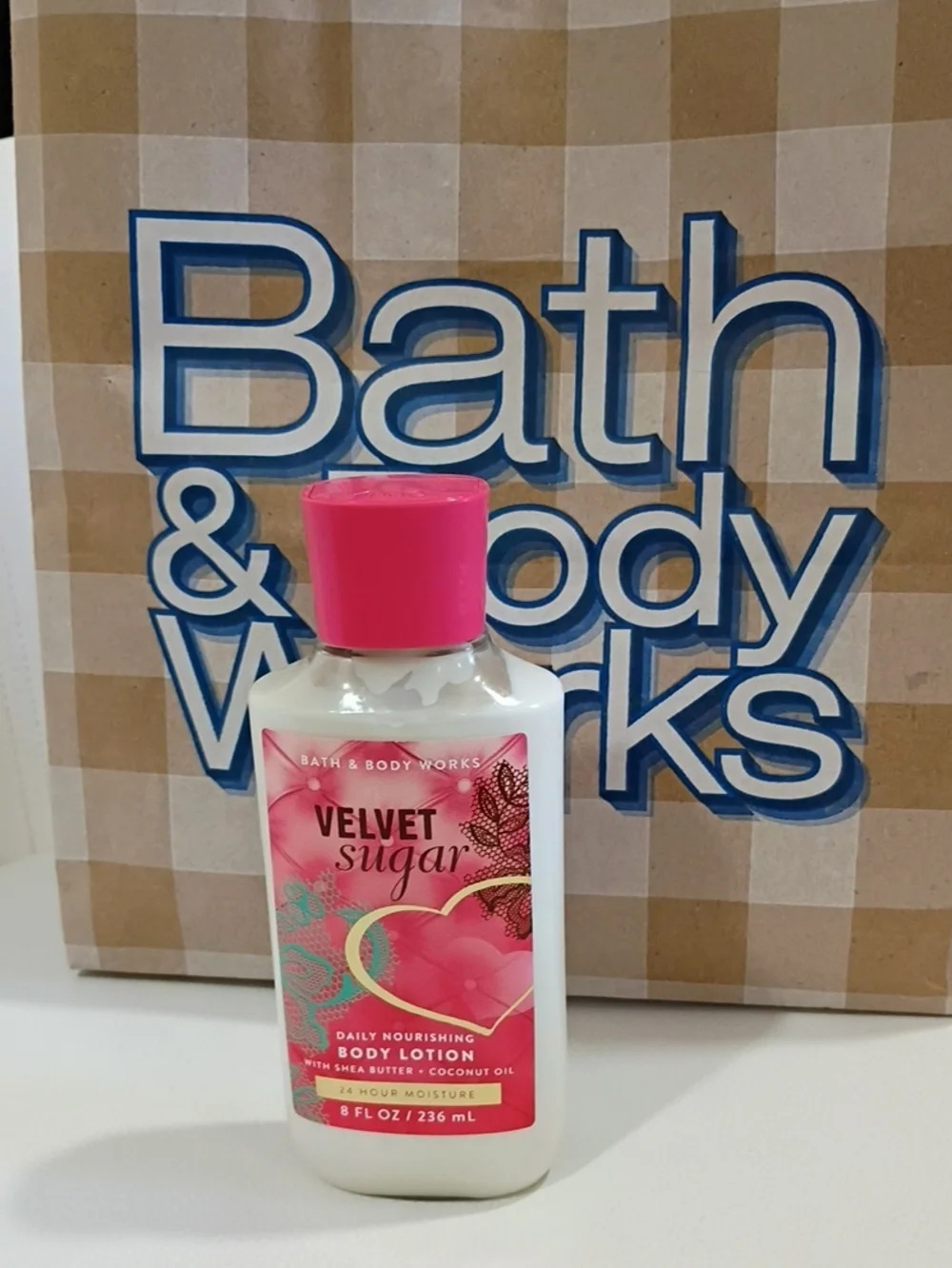 Bath & Body Works Velvet Sugar Body Lotion - Pink